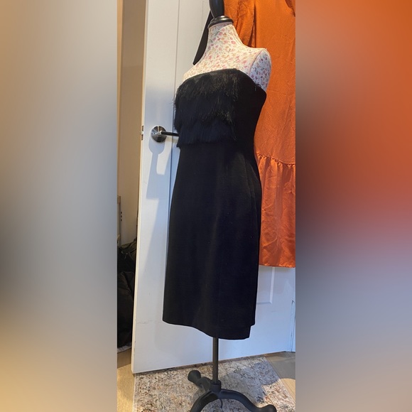 LBD - Picture 1 of 6